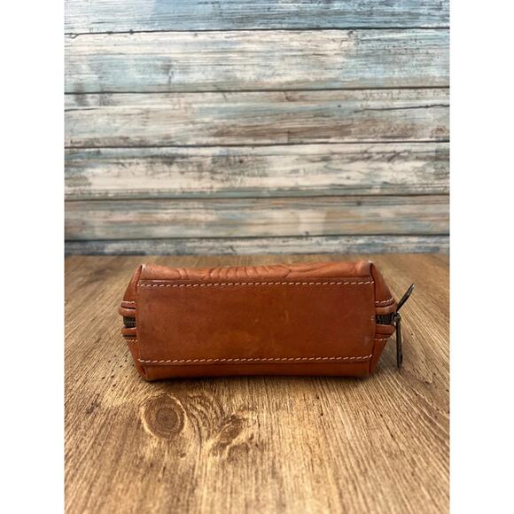 Patricia Nash Leather Make-Up Case - Picture 5 of 12